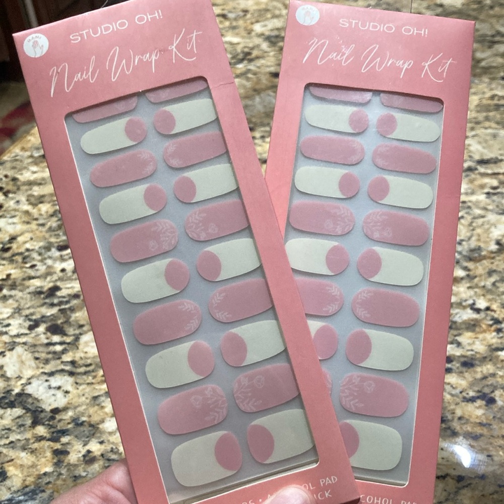 Studio Oh! 2 nail wrap kits